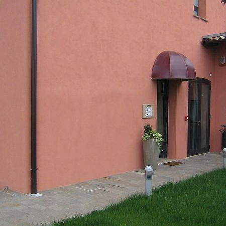 Hotel Hyknusa Reggio Emilia Luaran gambar