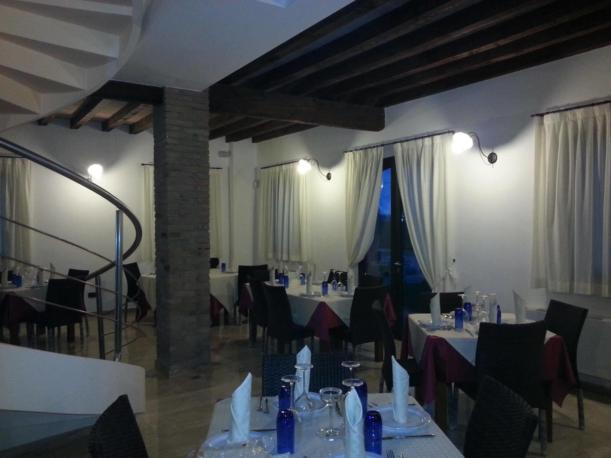 Hotel Hyknusa Reggio Emilia Luaran gambar